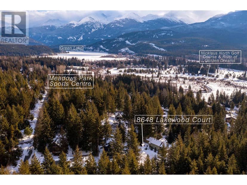 8648 Lakewood Court, Whistler