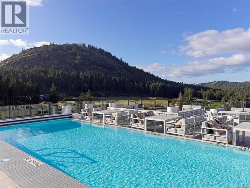 1604 2000 Hannington Rd, Langford