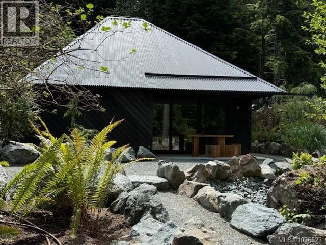7 6504 Powder Main Rd, Port Renfrew