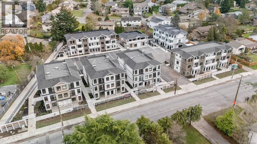 4201 4201 Tyndall Ave, Saanich