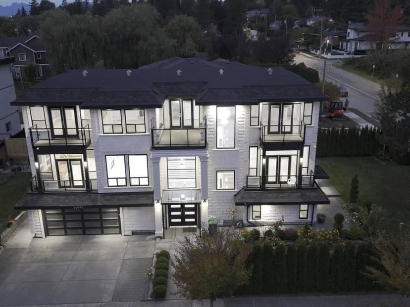 17997 56A Avenue, Surrey
