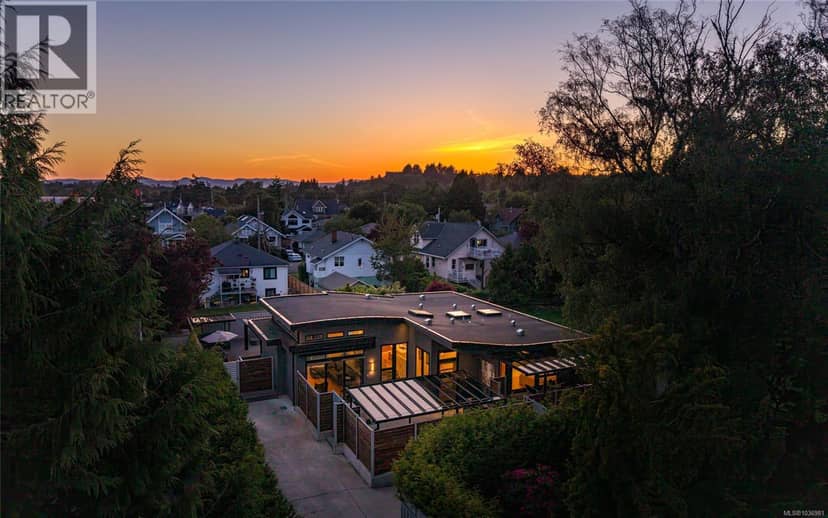 330 Irving Rd, Victoria