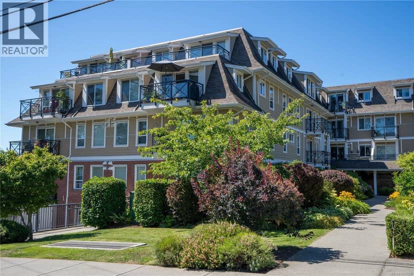 204 4536 Viewmont Ave, Saanich