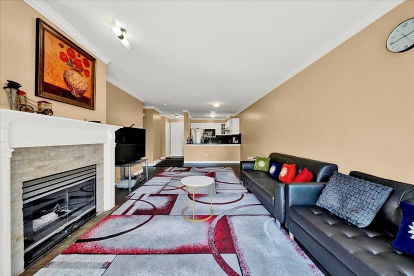 210 15130 108 Avenue, Surrey