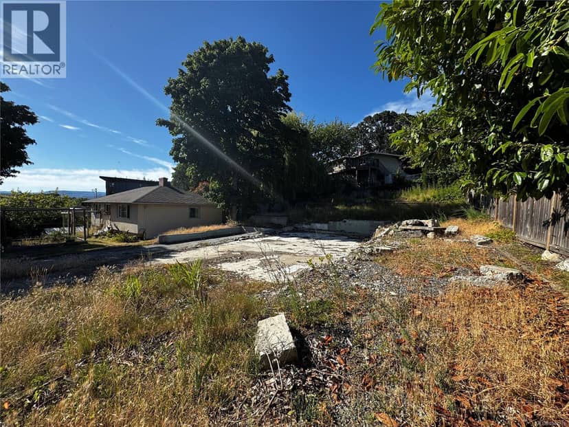 1258 Woodway Rd, Esquimalt
