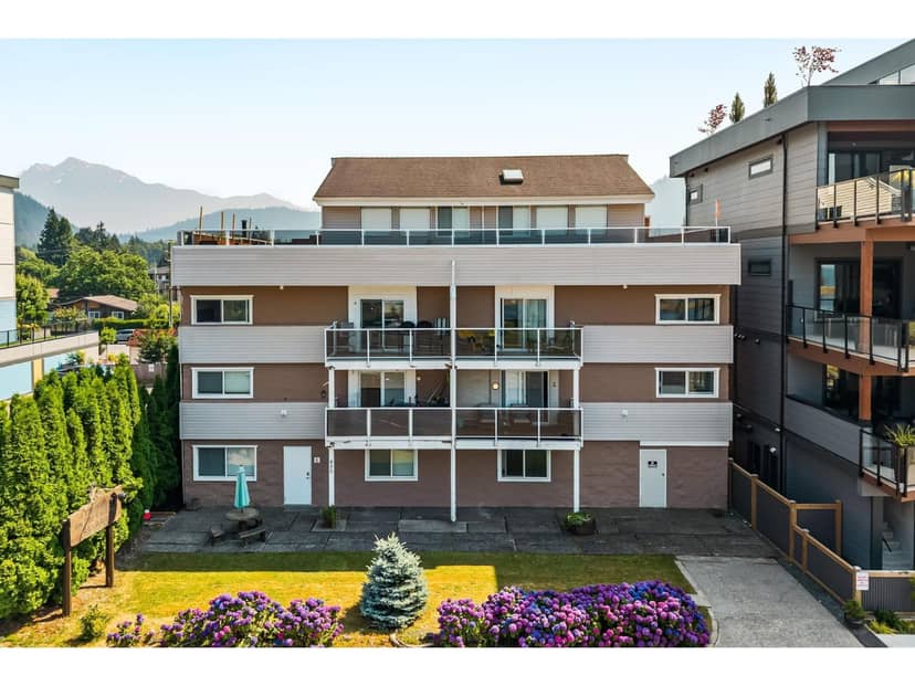 20 450 ESPLANADE AVENUE, Harrison Hot Springs, Harrison Hot Springs