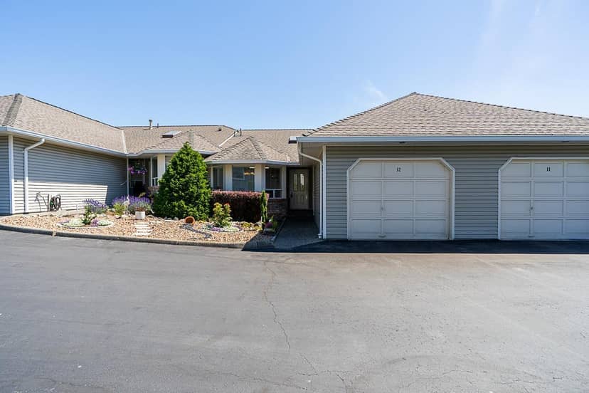 12 32615 Murray Avenue, Abbotsford