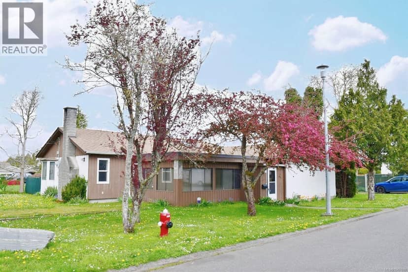 4037 Cumberland Rd, Saanich