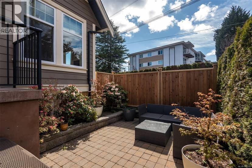 590 Simcoe St, Victoria