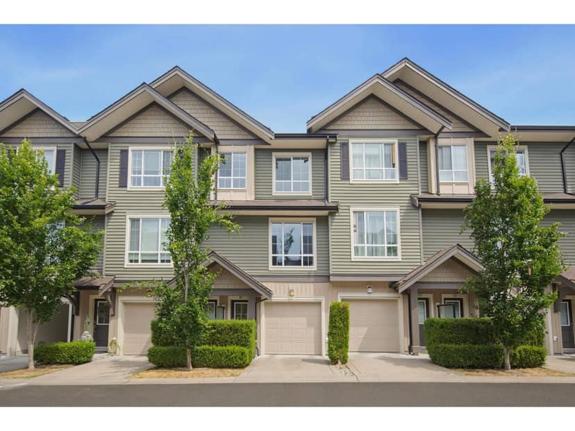 51 4967 220 Street, Langley
