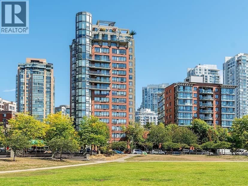 15C 199 Drake Street, Vancouver