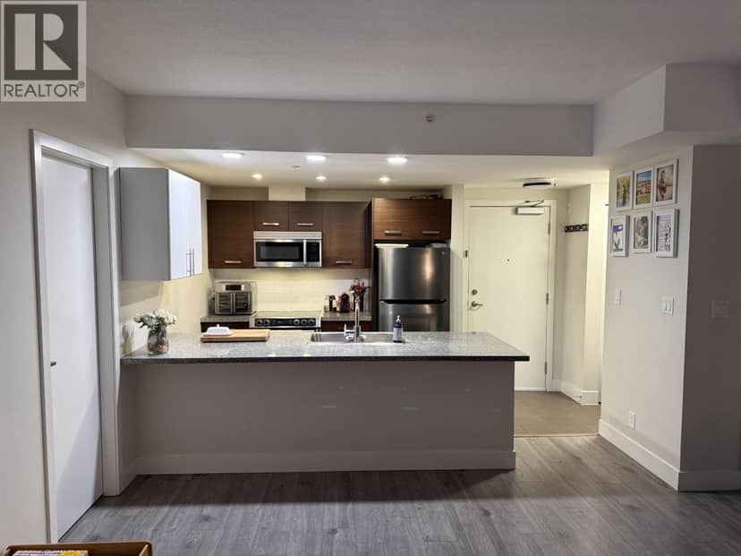 207 2957 Glen Drive, Coquitlam