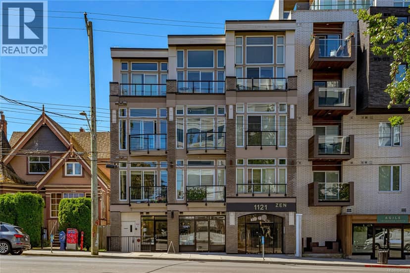 305 1121 Fort St, Victoria