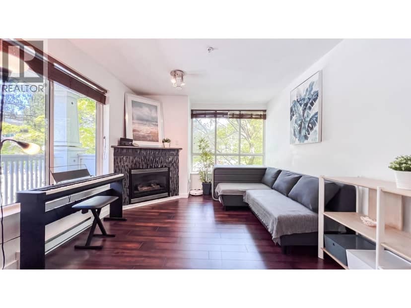 306 1111 Lynn Valley Road, North Vancouver