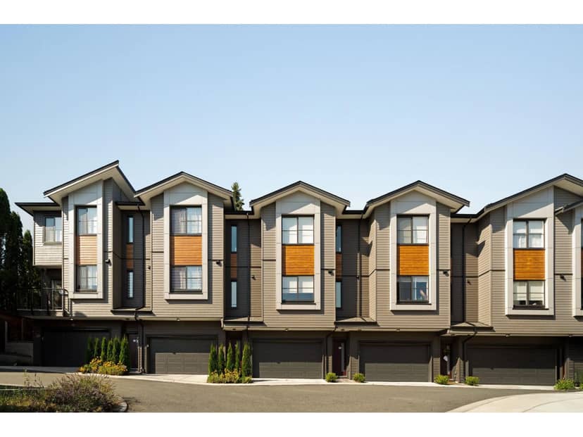 82 7895 162 Street, Surrey