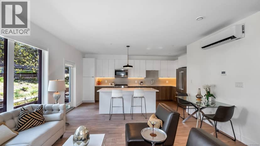 10 2330 Sooke Rd, Colwood
