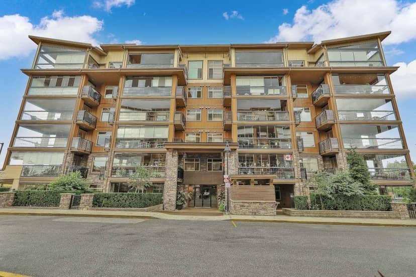 A303 20716 Willoughby Town Centre Drive, Langley