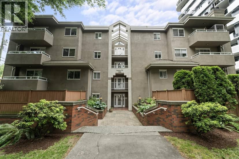 104 526 W 13th Avenue — photo 1 of 20
