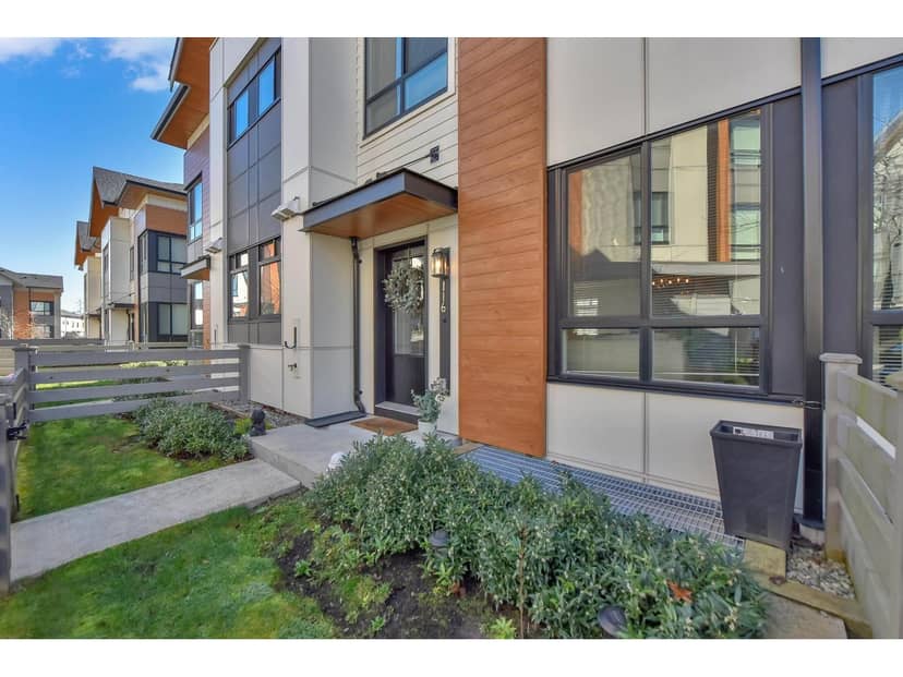 116 15111 Edmund Drive, Surrey