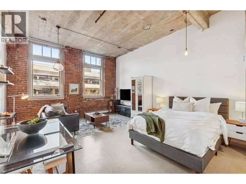 206 546 Beatty Street, Vancouver