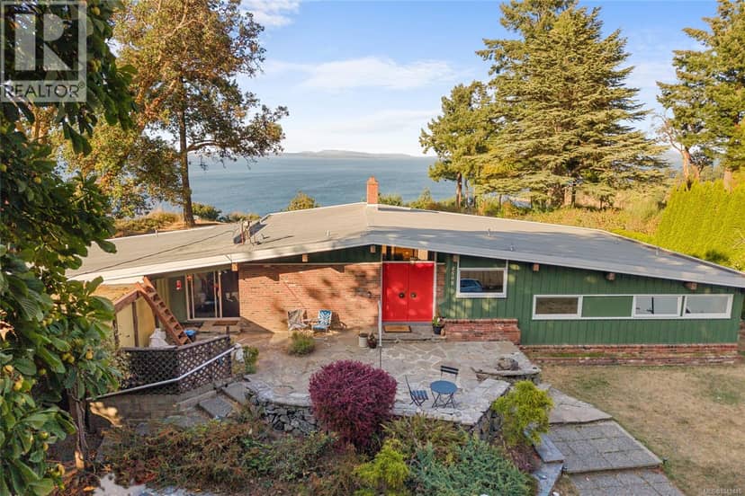 4598 Torquay Dr, Saanich