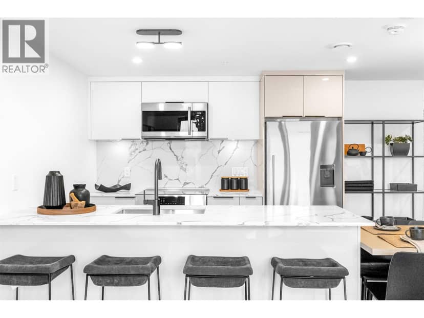 111 2085 E 1st Avenue, Vancouver
