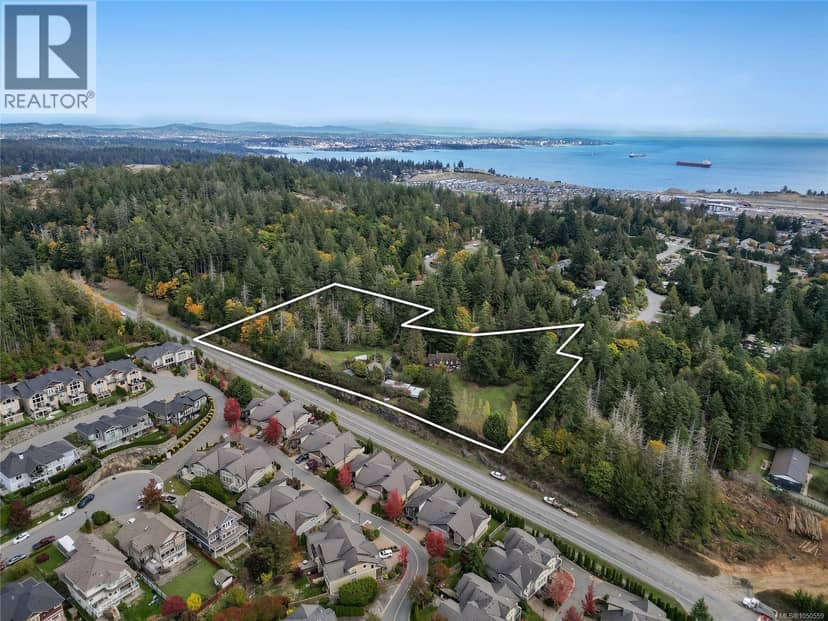 567 Windthrop Rd, Colwood