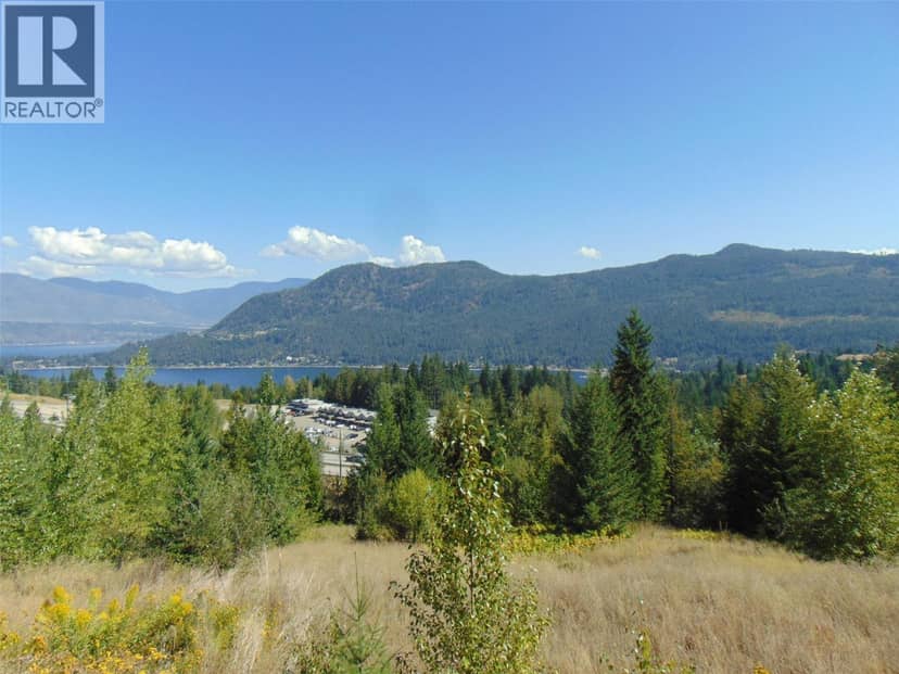 2624 Highlands Drive, Blind Bay