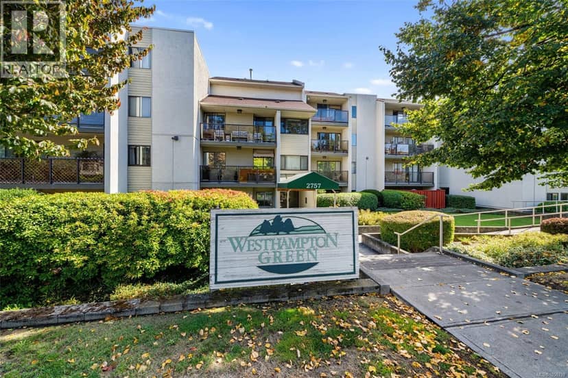 105 2757 Quadra St, Victoria