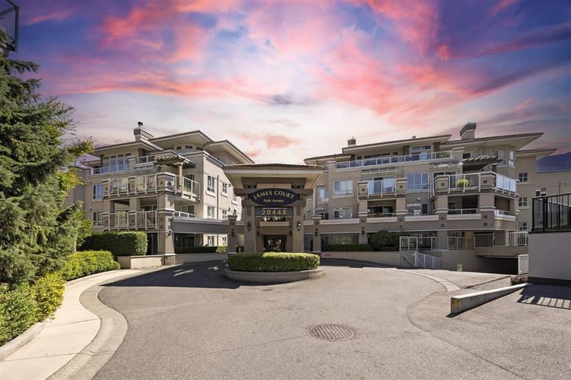 302 20448 Park Avenue, Langley