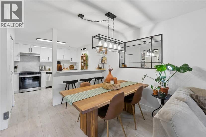 121 3 Rialto Court, New Westminster