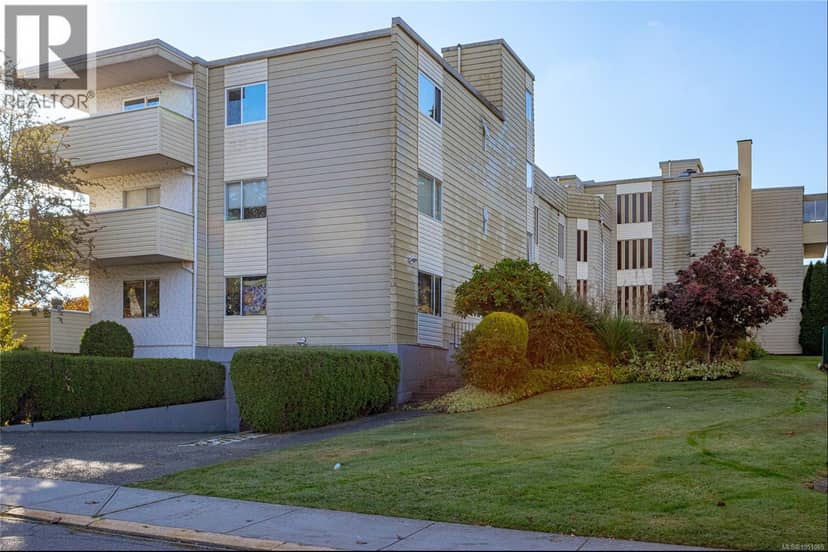 204 877 Ellery St, Esquimalt
