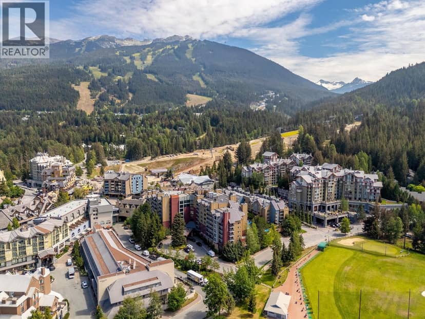 266/268 4050 Whistler Way, Whistler