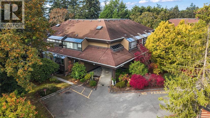 464E 4678 Elk Lake Dr, Saanich