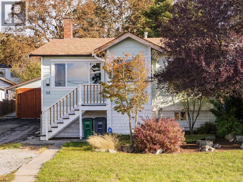 68 Crease Ave, Saanich