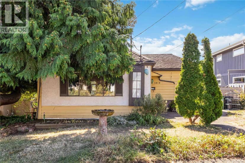 1415 LANG St, Victoria