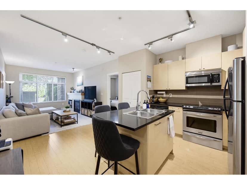101 6500 194 Street, Surrey