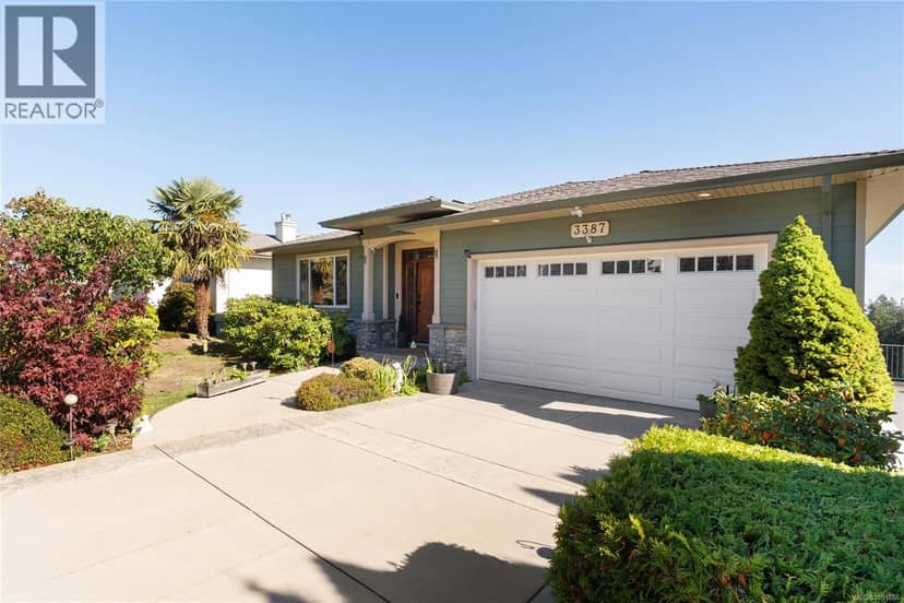 3387 Haida Dr, Colwood