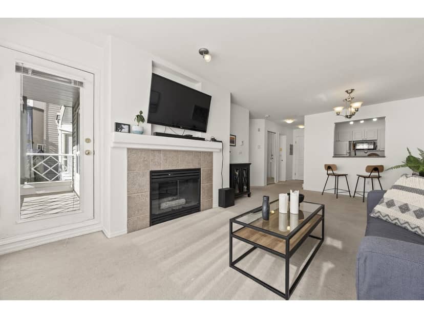 232 9979 140 Street, Surrey