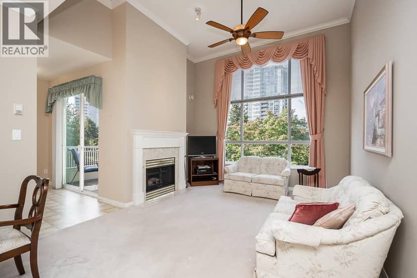 411 3098 Guildford Way, Coquitlam
