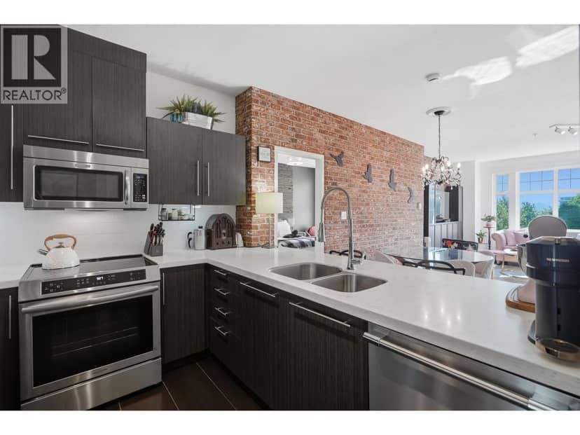 317 83 Star Crescent, New Westminster