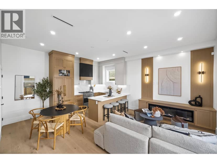 2712 Kitchener Street, Vancouver