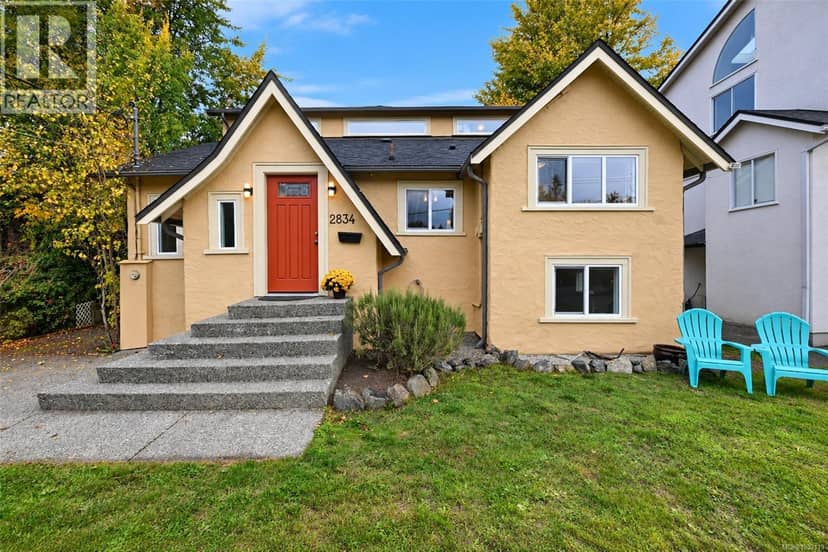 2834 Wyndeatt Ave, Saanich