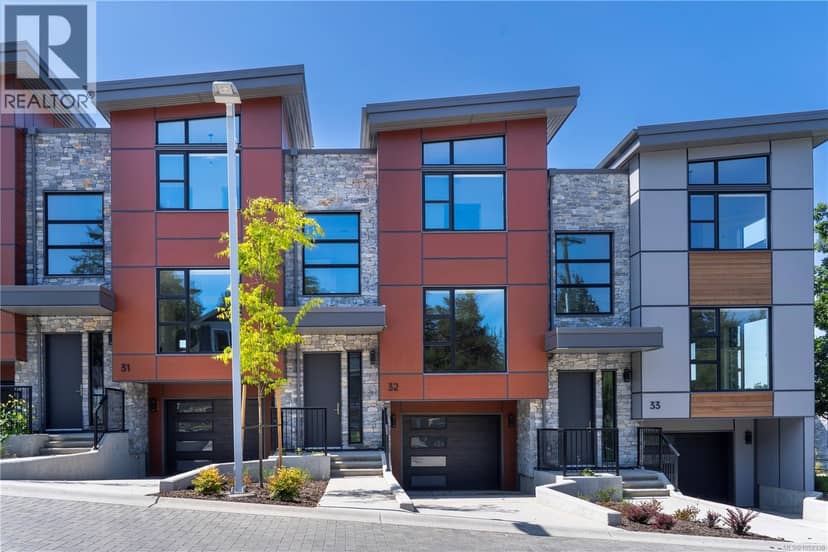32 4253 Dieppe Rd, Saanich