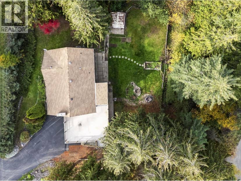 2455 Forest Drive, Blind Bay