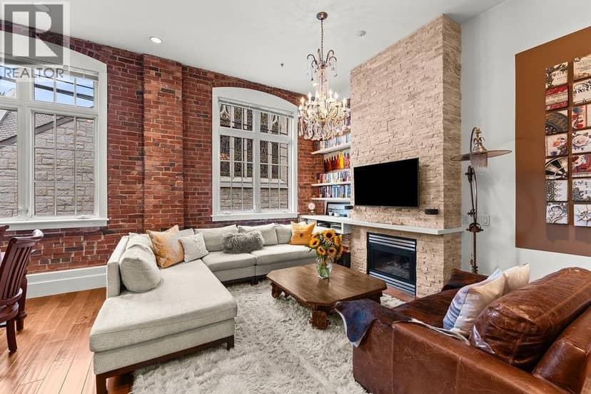 104 1811 W 16th Avenue, Vancouver