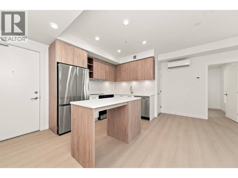 331 82 First Street, New Westminster