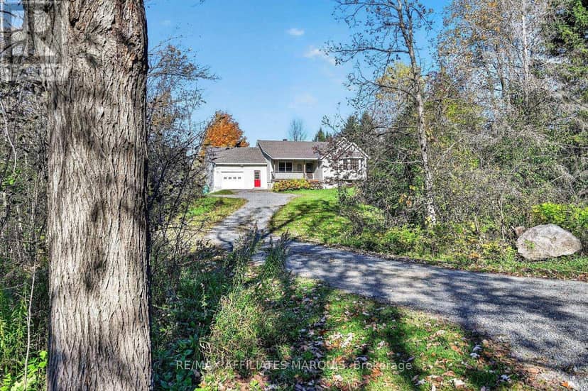 240 Noonan Road S, Rideau Lakes