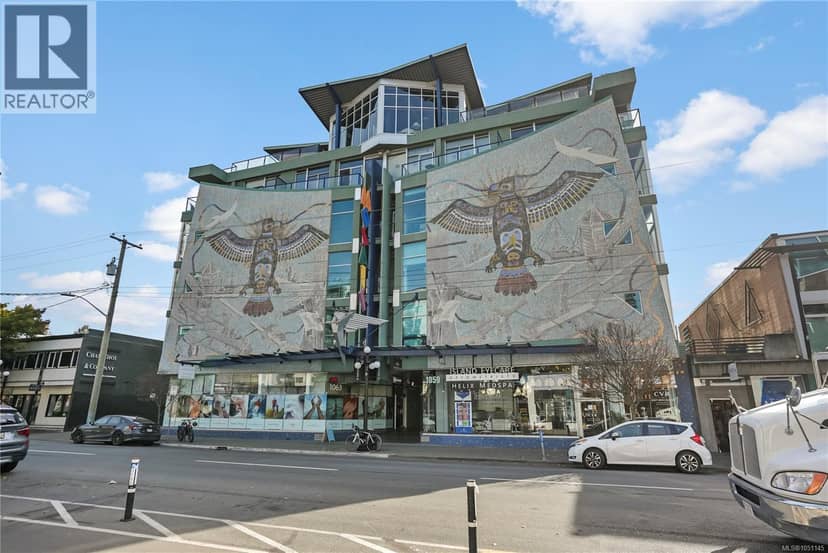 201 1061 Fort St, Victoria
