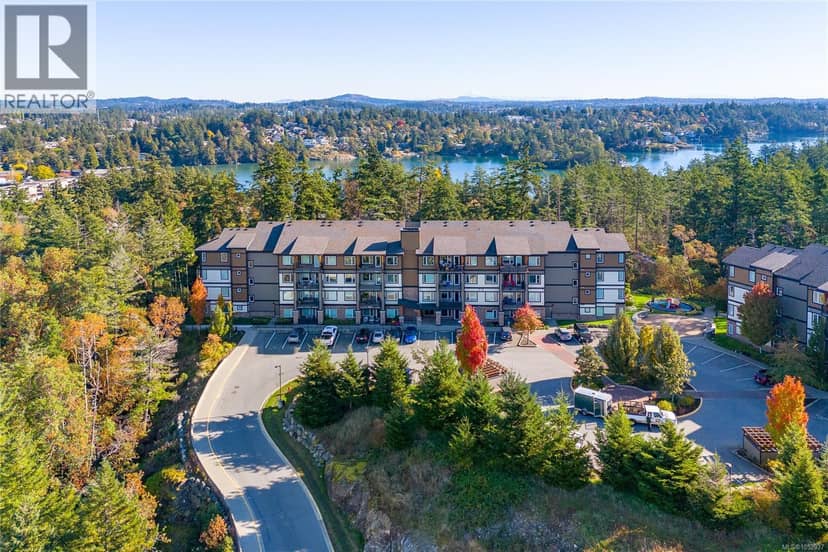 207 290 Wilfert Rd, View Royal